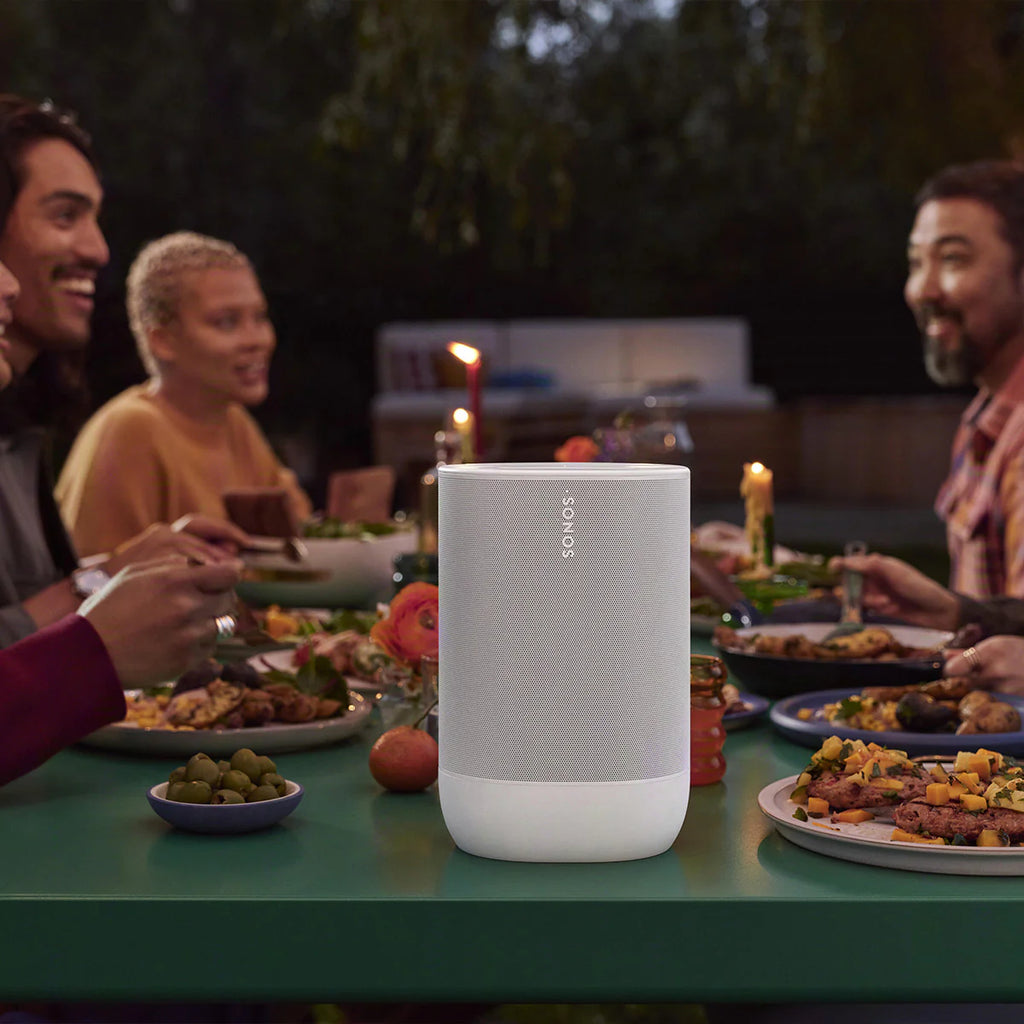 2026 2025 Sonos Move 2 – Enceinte Portable Intelligente Blanche avec Batterie 24 Heures, Bluetooth et Wi-Fi, Résistante à l’Eau, Son Stéréo Puissant et Commande Vocale