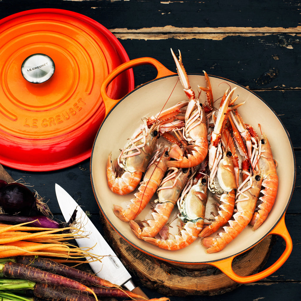 2026 2025 Le Creuset Signature Cocotte en Fonte Émaillée 5 Quart – Couleur Flamme