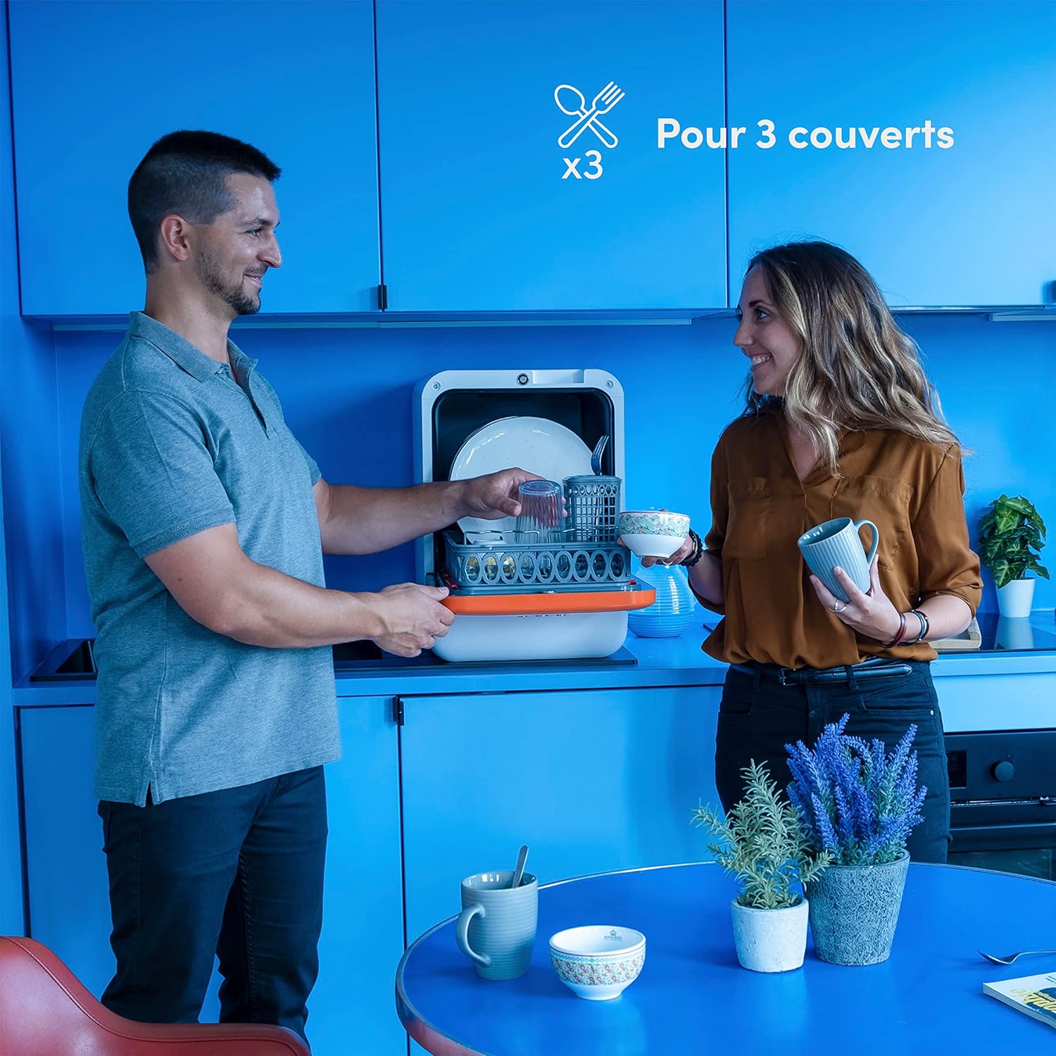 2026 DAAN TECH Bob - Lave-vaisselle Compact 3 Couverts Encastrable - Pose Libre, Avec Réservoir, Portable - Séchage Naturel - Assiette 29 cm - Label Origine France Garantie, Eco-Conçu (Blanc-Rouge)
