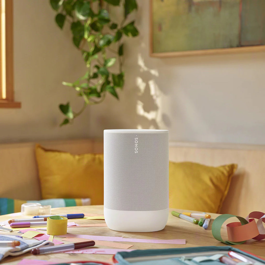 2026 2025 Sonos Move 2 – Enceinte Portable Intelligente Blanche avec Batterie 24 Heures, Bluetooth et Wi-Fi, Résistante à l’Eau, Son Stéréo Puissant et Commande Vocale