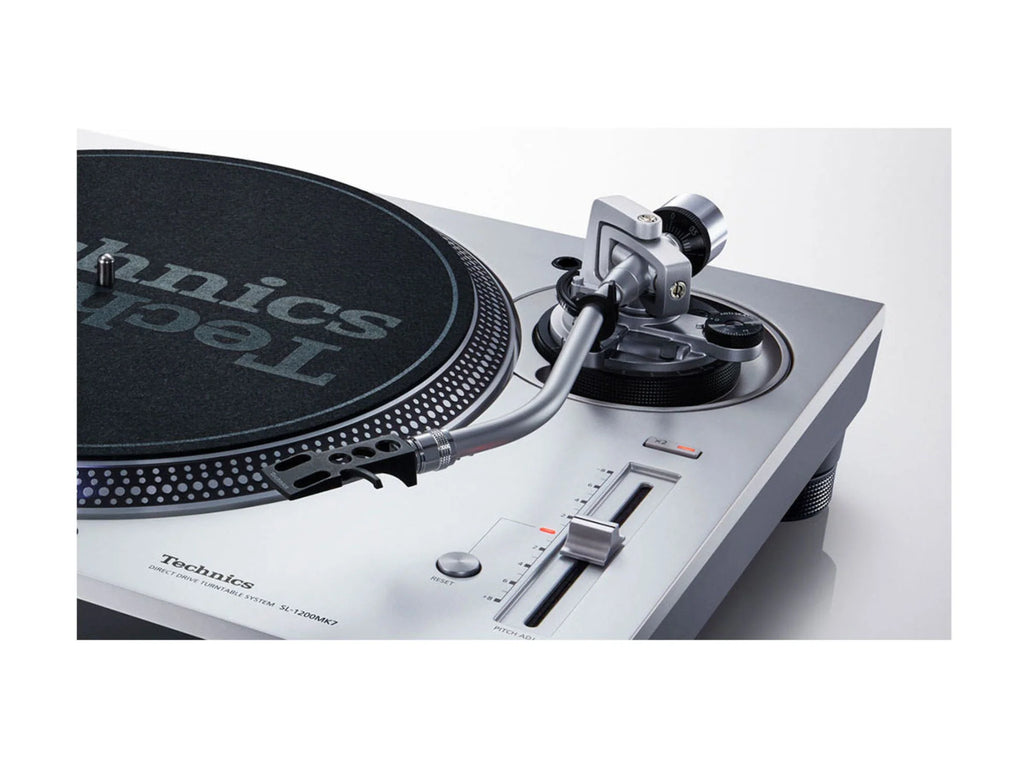 2026 TECHNICS SL-1200MK7 Silver