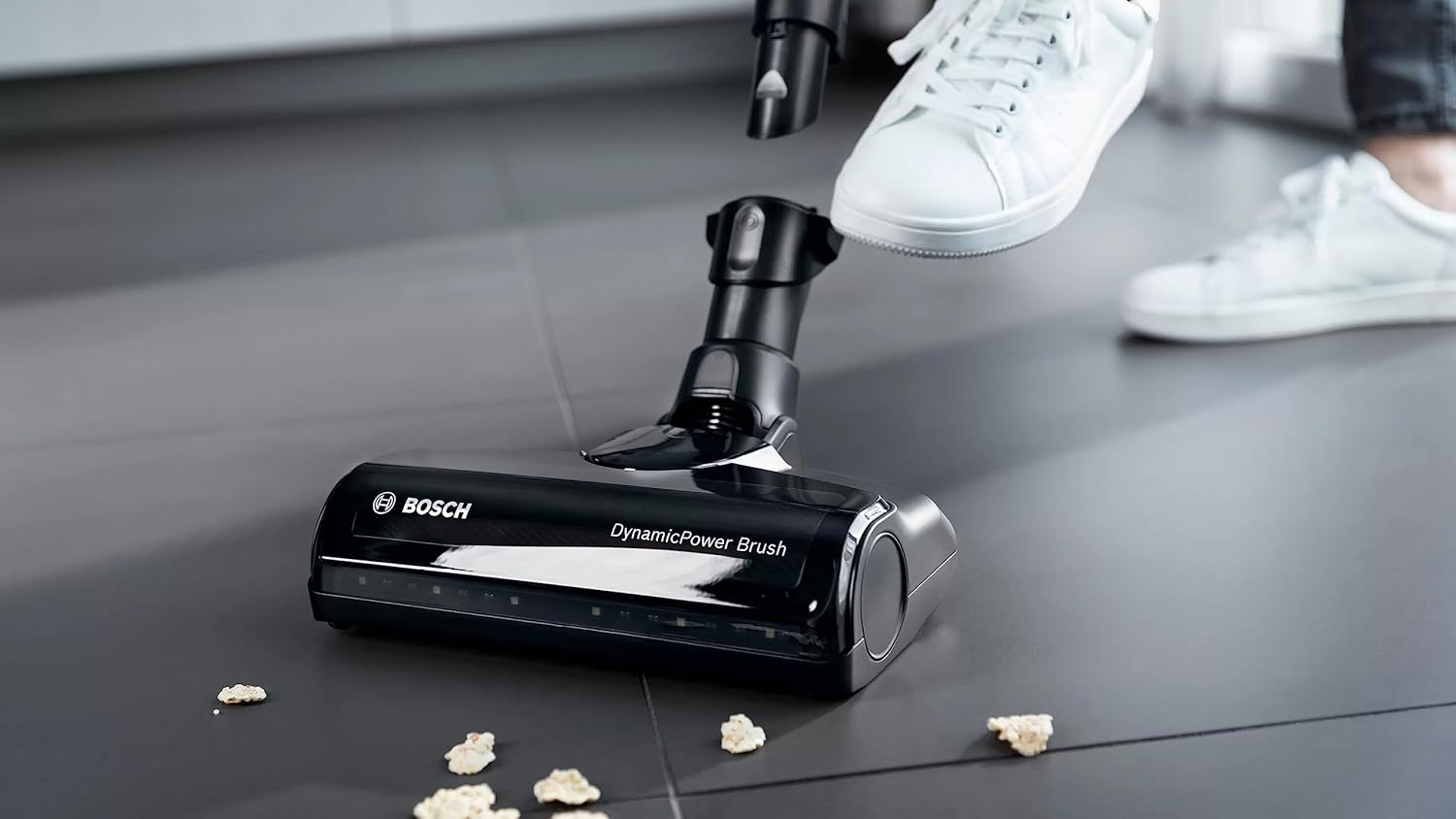 2026 2025 Bosch Unlimited 7 BCS711XXL Aspirateur sans fil 18 V 0,3 L 82 dB Blanc