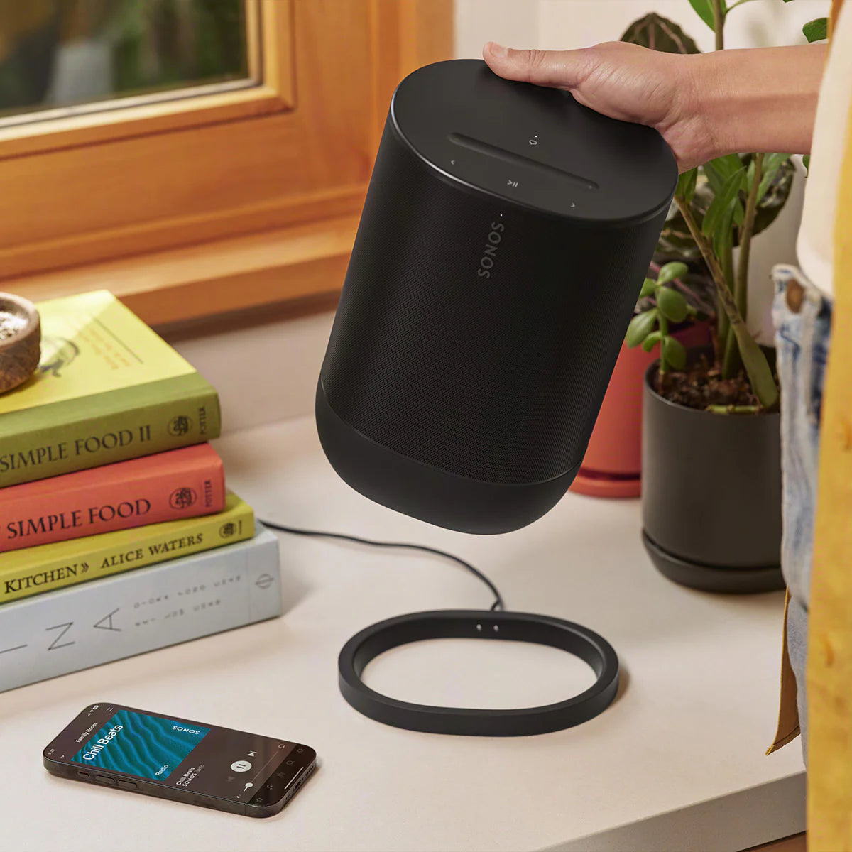 2026 2025 Sonos Move 2 – Enceinte Portable Intelligente avec Batterie 24 Heures, Bluetooth et Wi-Fi, Résistante à l’Eau (Noir)