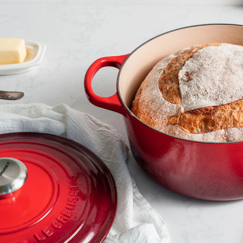 2026 2025 Le Creuset Signature Cocotte en Fonte Émaillée 2 Quart – Couleur Cerise