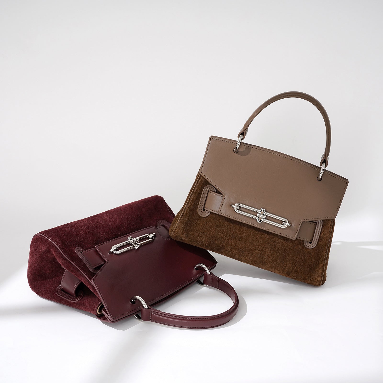 Sac à main luxe en cuir véritable à une épaule texturé format rabat pour femme
