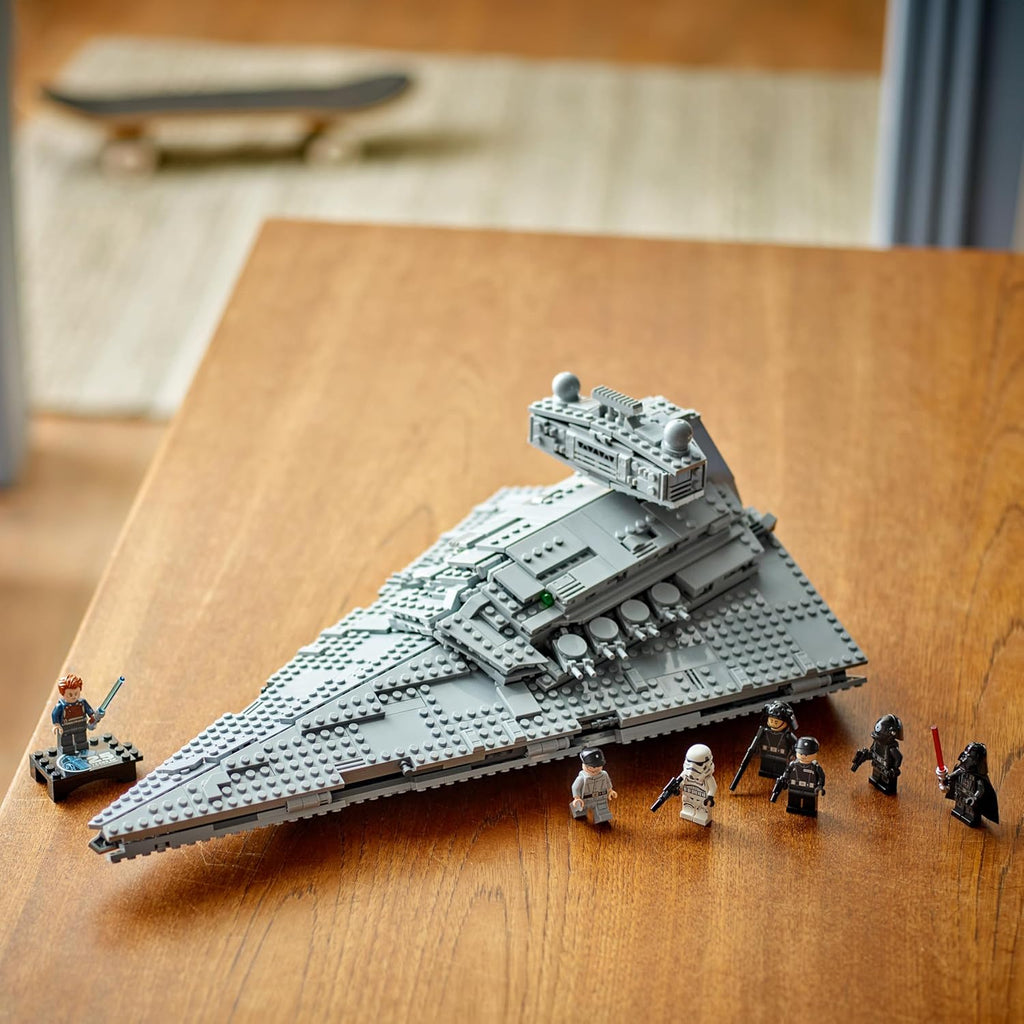 2026 2025 LEGO Star Wars Ensemble de Construction Destroyer Impérial - Construire & Exposer pour Garçons et Filles, À partir de 10 ans - Cadeau d’Anniversaire - Star Wars Darth Vader & 6 Figurines - 75394