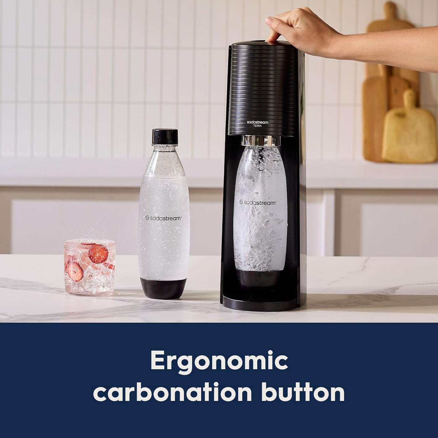 2026 2025 SodaStream Terra Machine à Eau Pétillante Bundle (Noir), avec CO2, Bouteilles Compatibles Lave-Vaisselle et Arômes Bubly Drops