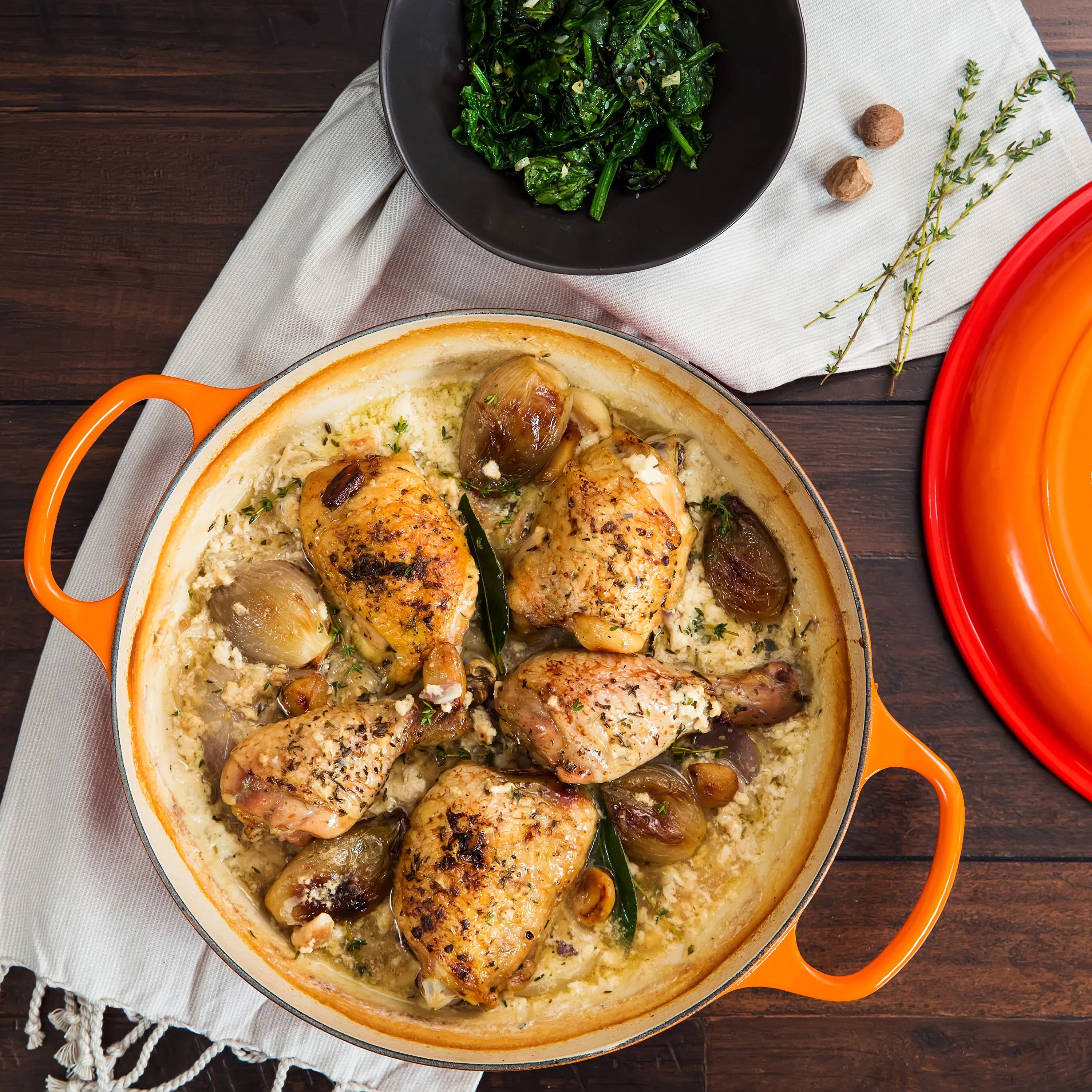 2026 2025 Le Creuset Signature Cocotte en Fonte Émaillée 5 Quart – Couleur Flamme