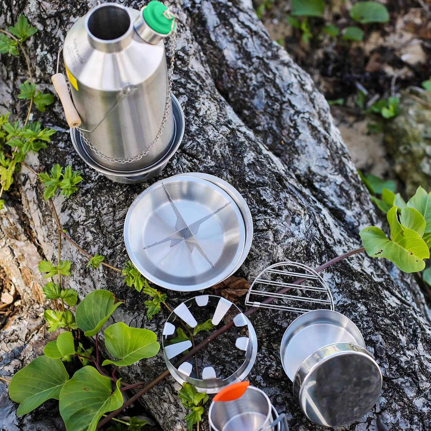 2026 Kelly Kettle Ultimate Base Camp Kit – 54 oz großer Campingkessel aus Edelstahl, leichter Campingkessel mit Pfeife, Kelly Kettle-Kocher zum Angeln, Jagen, Wandern