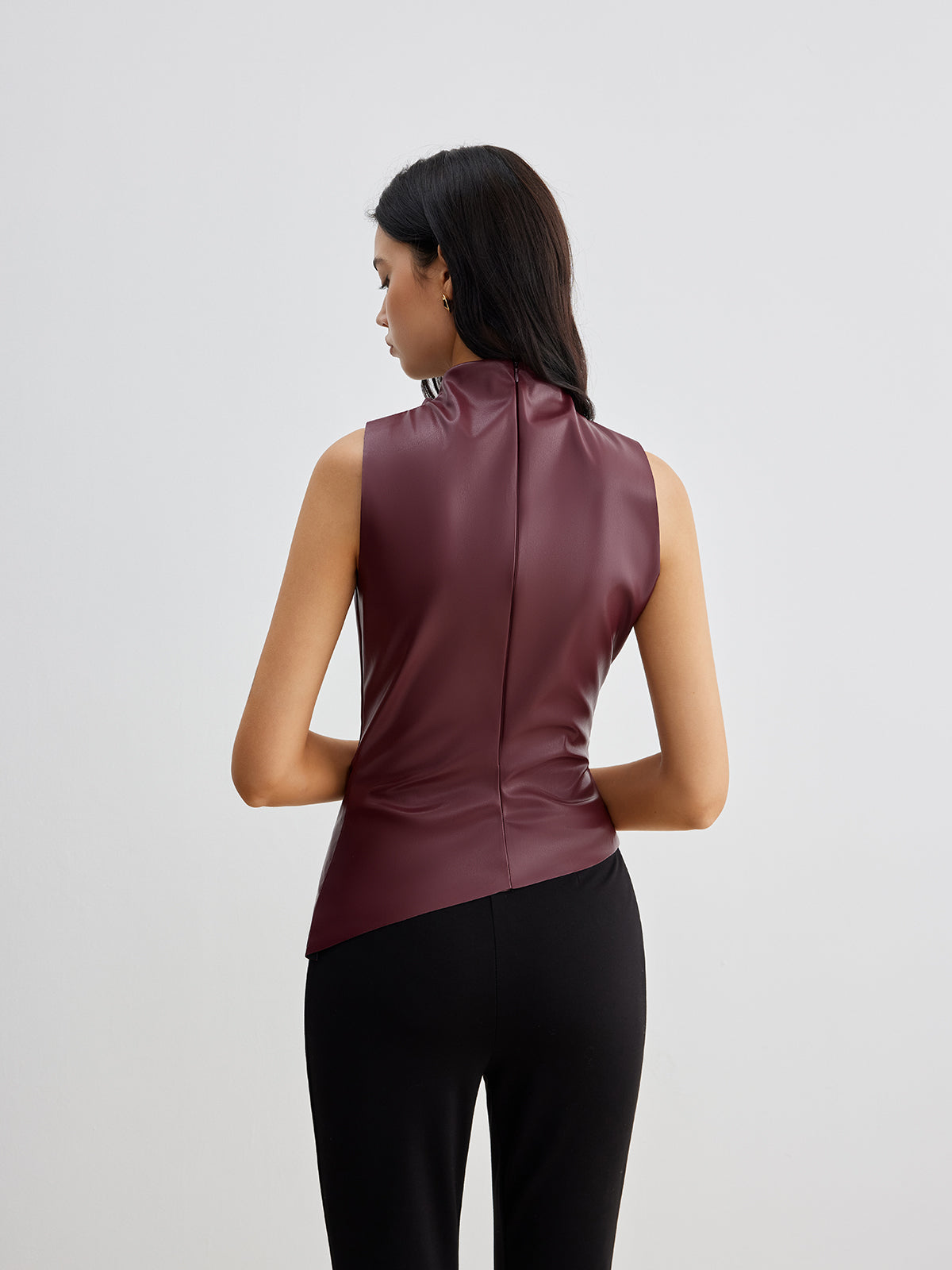 Chemisier été en similicuir sans manches chic col montant pour femme