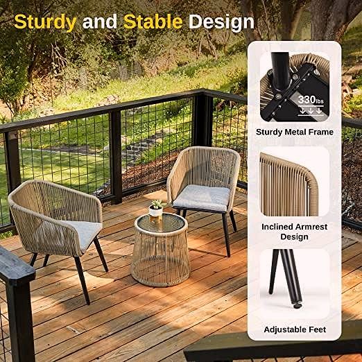 2026 Salon de jardin 3 pièces – Ensemble bistrot en rotin tressé à la main avec coussins imperméables, table avec plateau en verre trempé, mobilier d’extérieur pour terrasse et balcon, marron & gris clair
