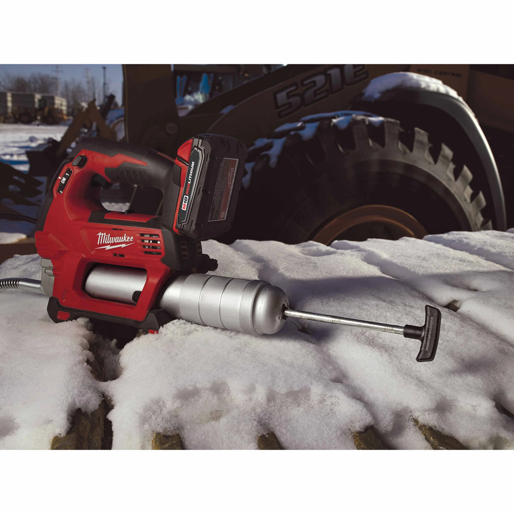 2026 Kit de pistolet à graisse Milwaukee 2646-21CT M18 à 2 vitesses (1 batterie)