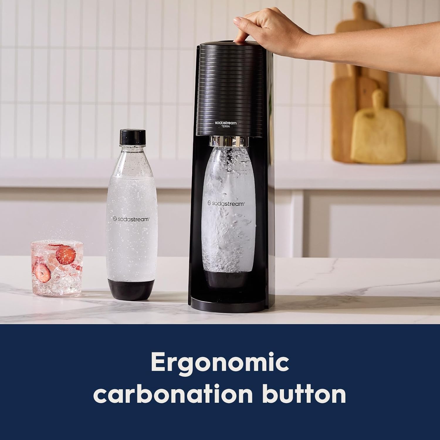 2026 2025 SodaStream Terra Machine à Eau Pétillante Bundle (Noir), avec CO2, Bouteilles Compatibles Lave-Vaisselle et Arômes Bubly Drops