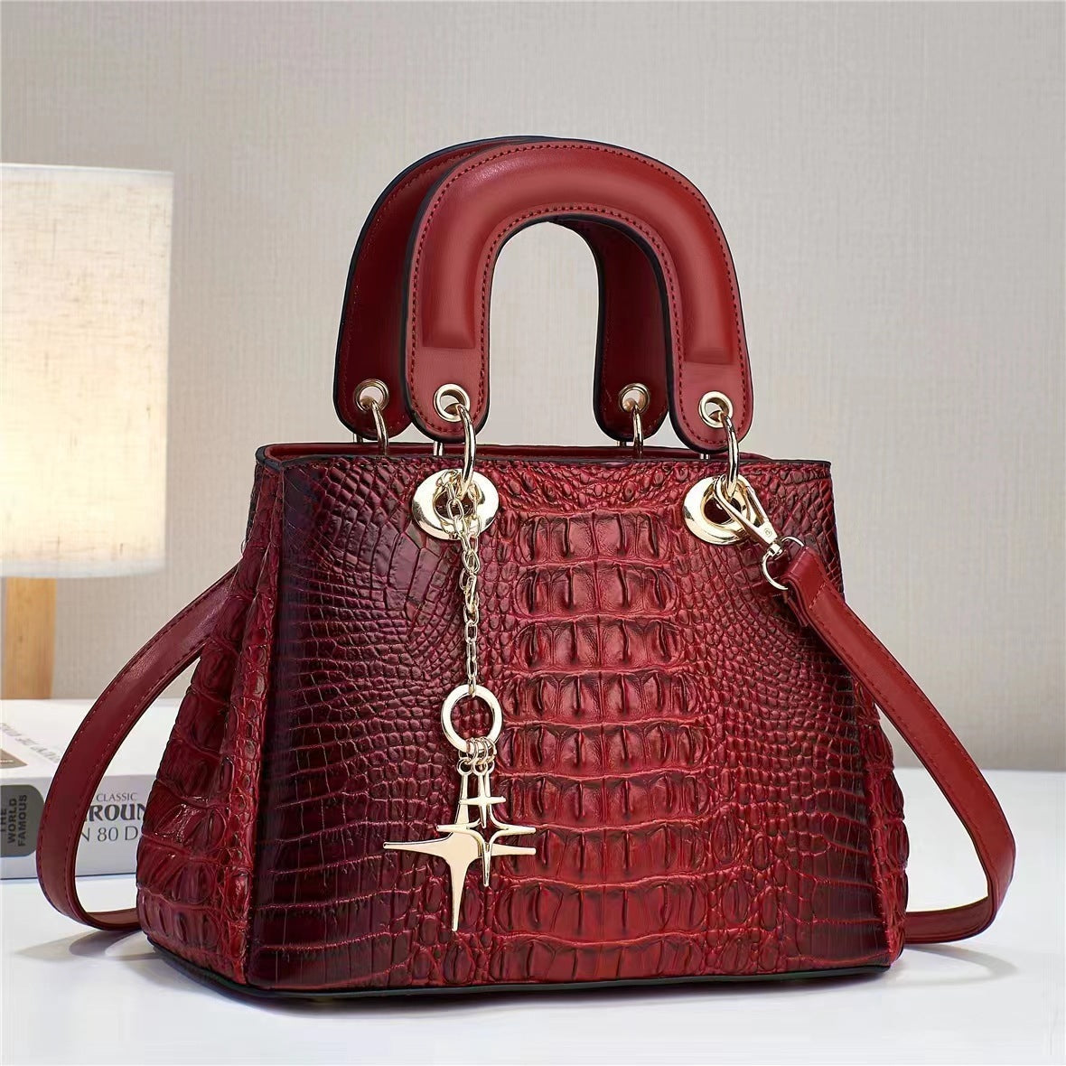 Sac besace élégant brillant PU pour femme