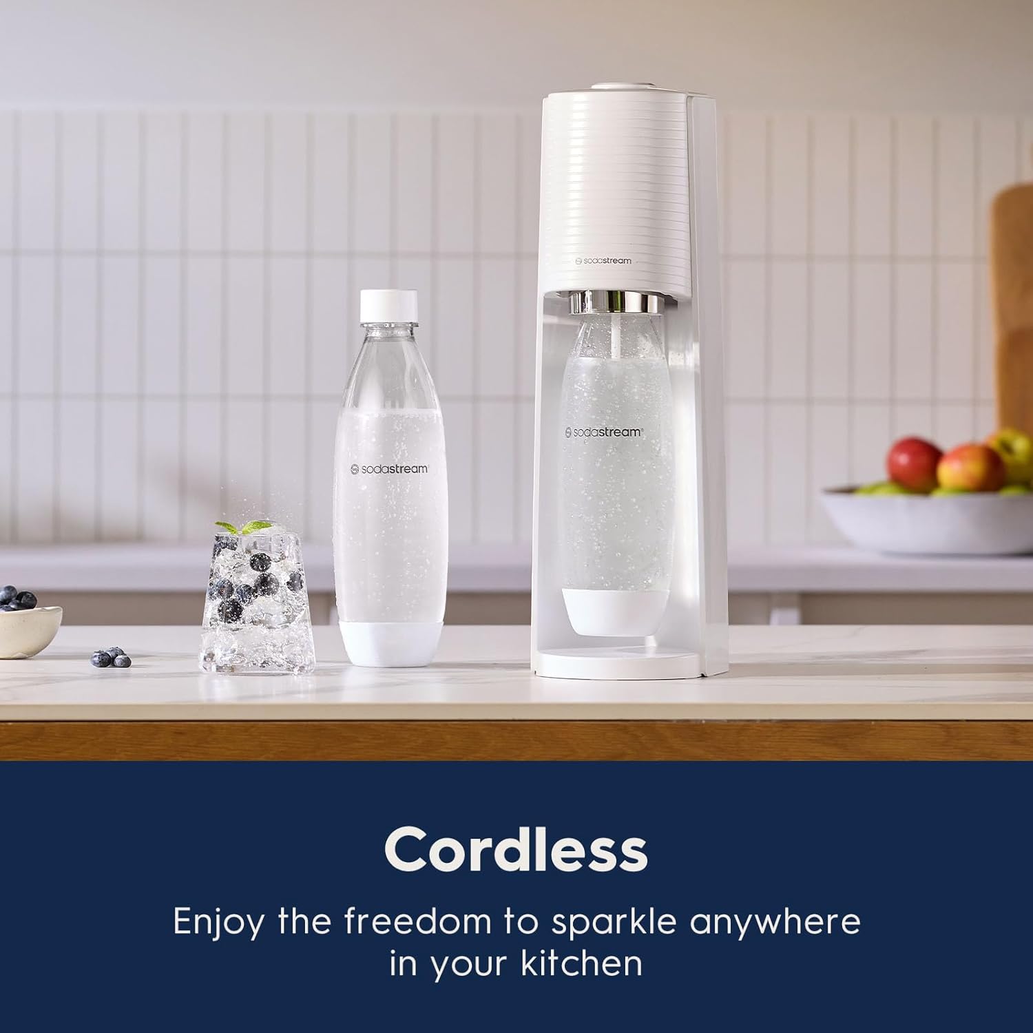 2026 2025 SodaStream Terra Machine à Eau Pétillante Bundle (Noir), avec CO2, Bouteilles Compatibles Lave-Vaisselle et Arômes Bubly Drops