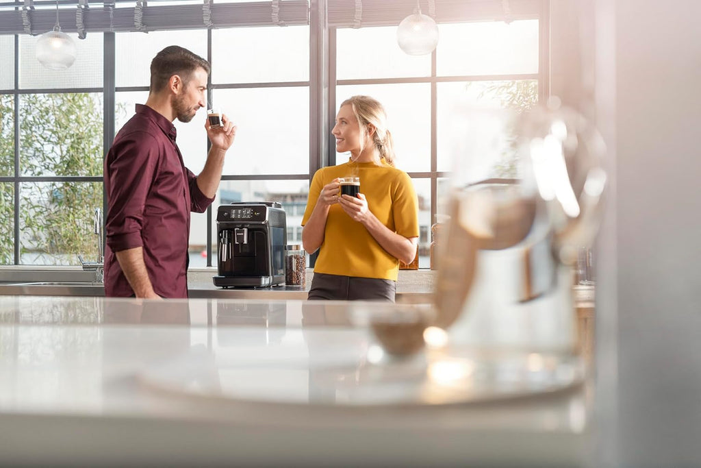 2026 Philips Série 5400 Machine Expresso - Café à Grain - LatteGo Mousseur à Lait, 12 Spécialités de Café, Affichage Intuitif, 4 Profils Utilisateur, Noir (EP5441/50)
