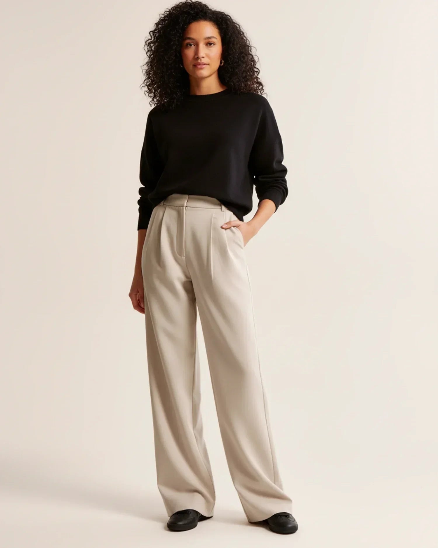 Pantalon taille haute plissé jambes larges tailleur coupe pour femme