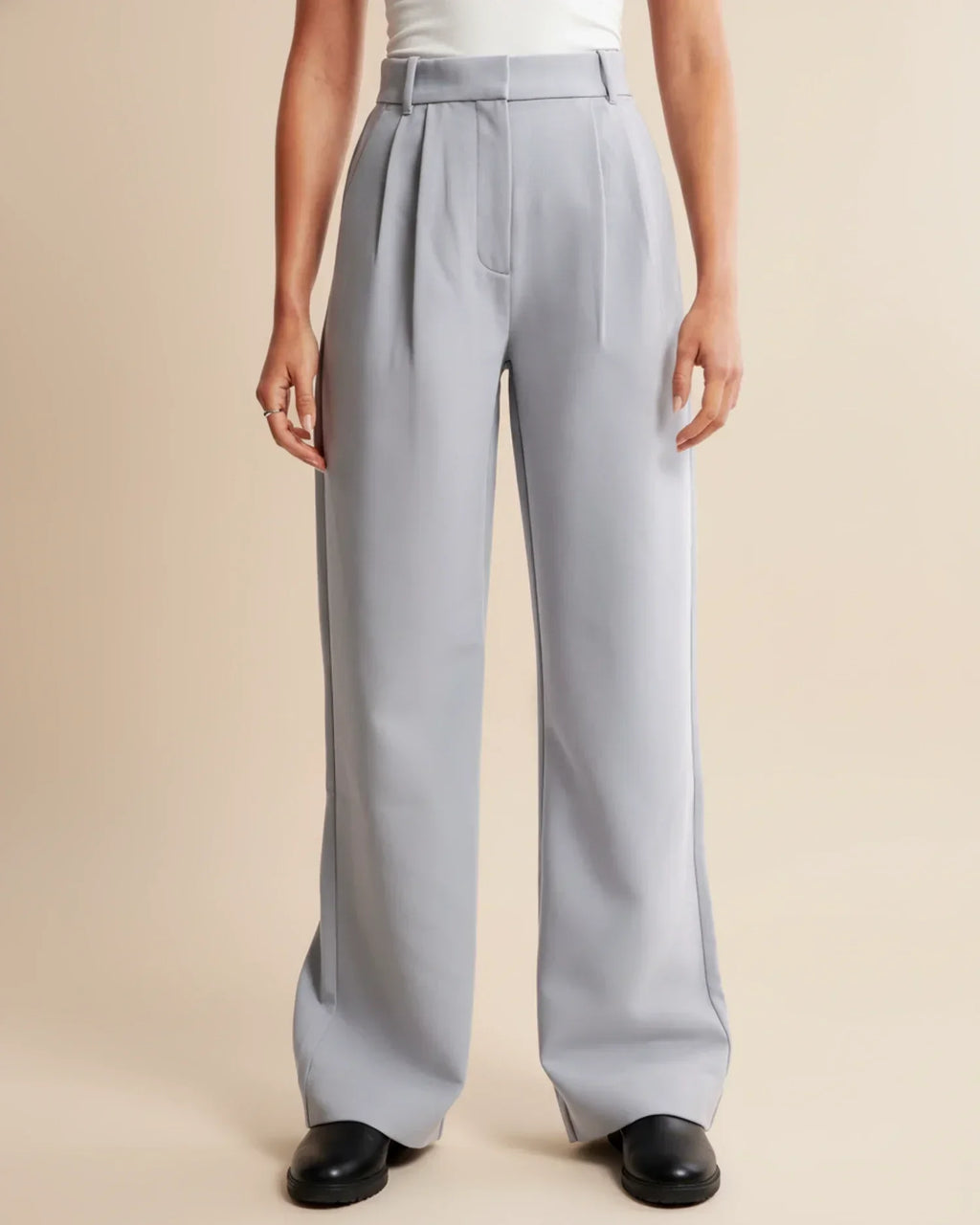 Pantalon taille haute plissé jambes larges tailleur coupe pour femme