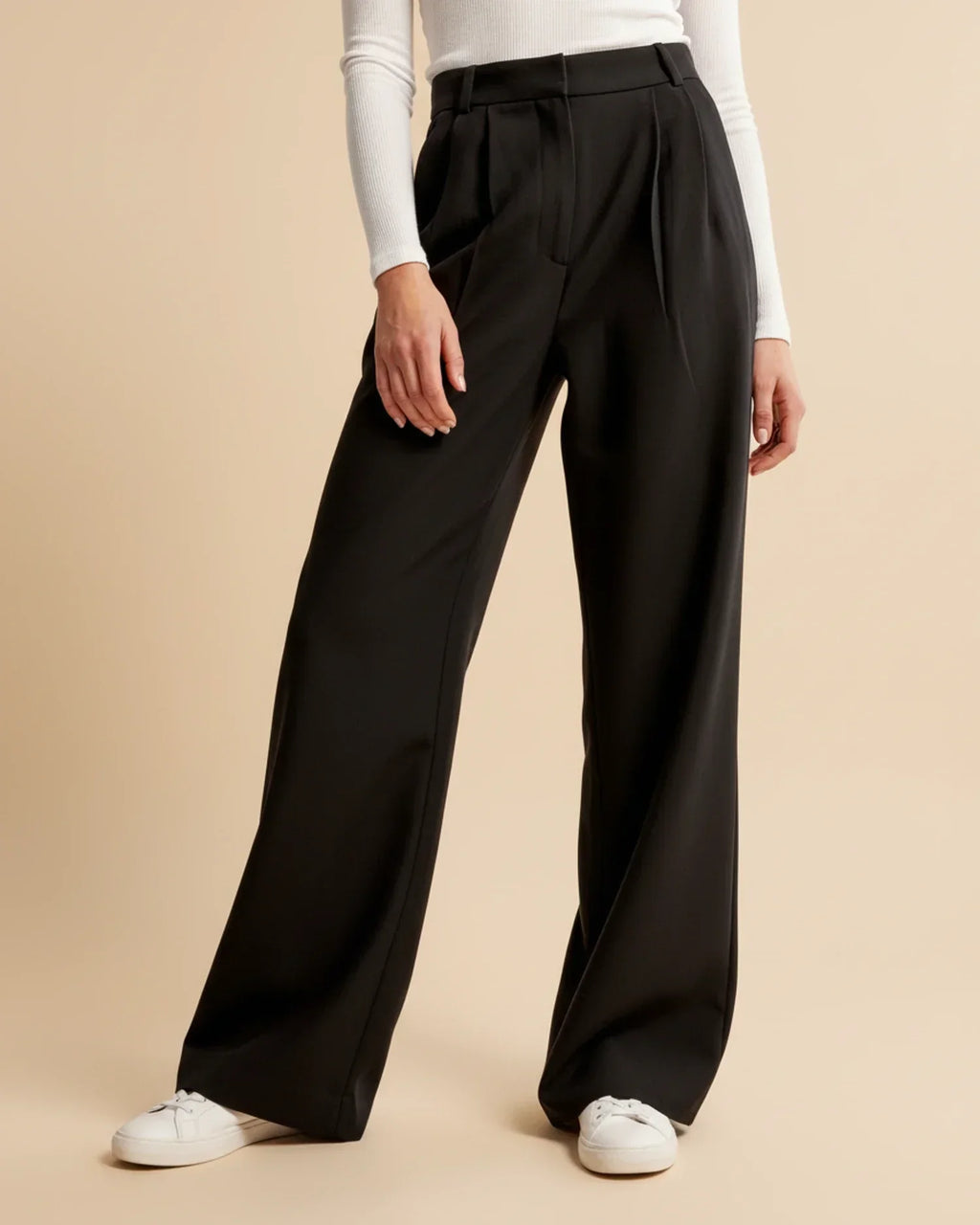 Pantalon taille haute plissé jambes larges tailleur coupe pour femme