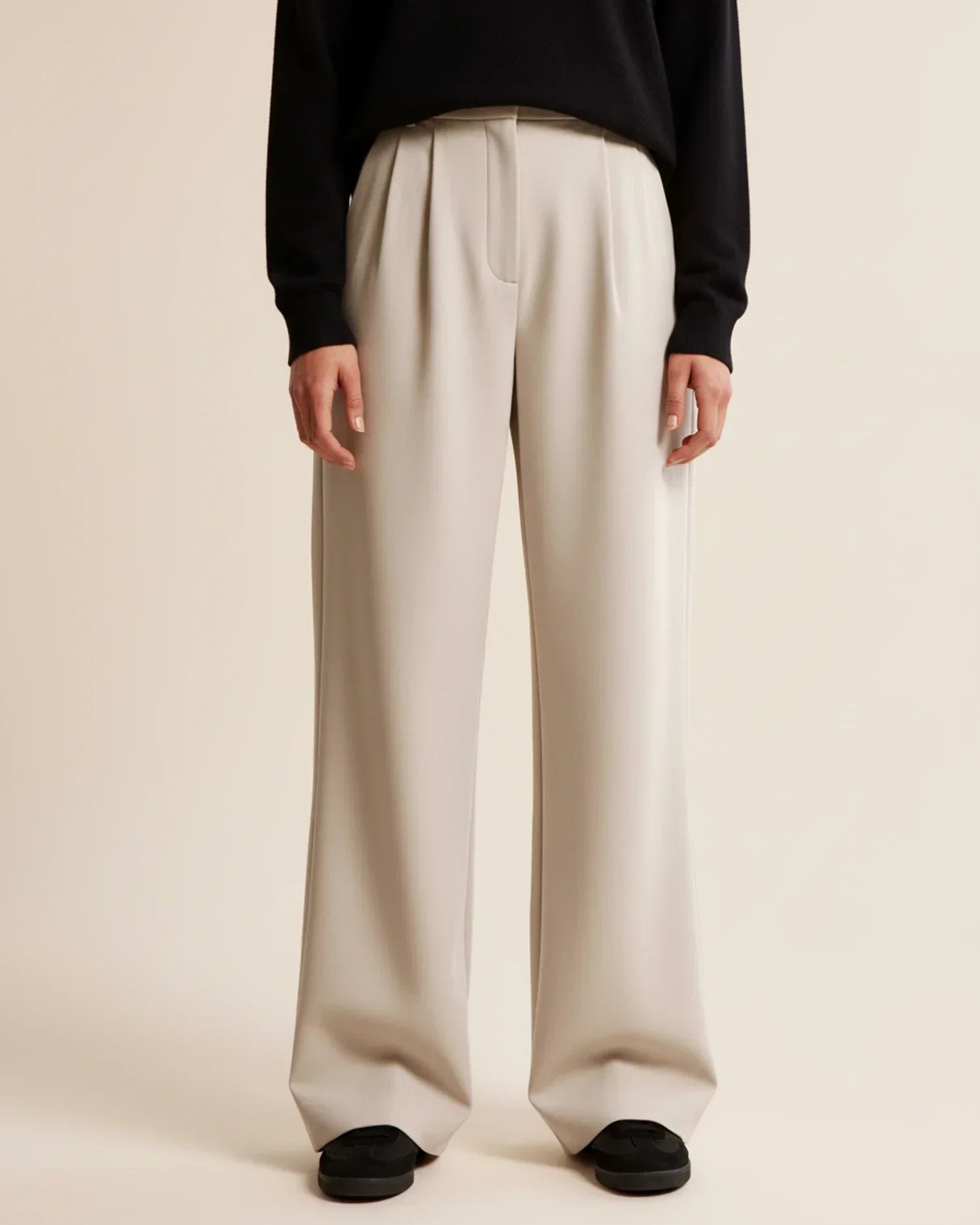 Pantalon taille haute plissé jambes larges tailleur coupe pour femme